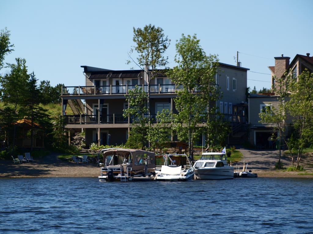 Auberge sur le lac Témiscouata Temiscouata Sur Le Lac Esterno foto