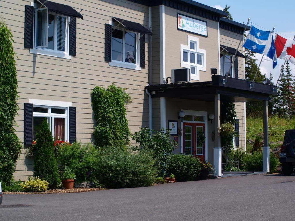 Auberge sur le lac Témiscouata Temiscouata Sur Le Lac Esterno foto
